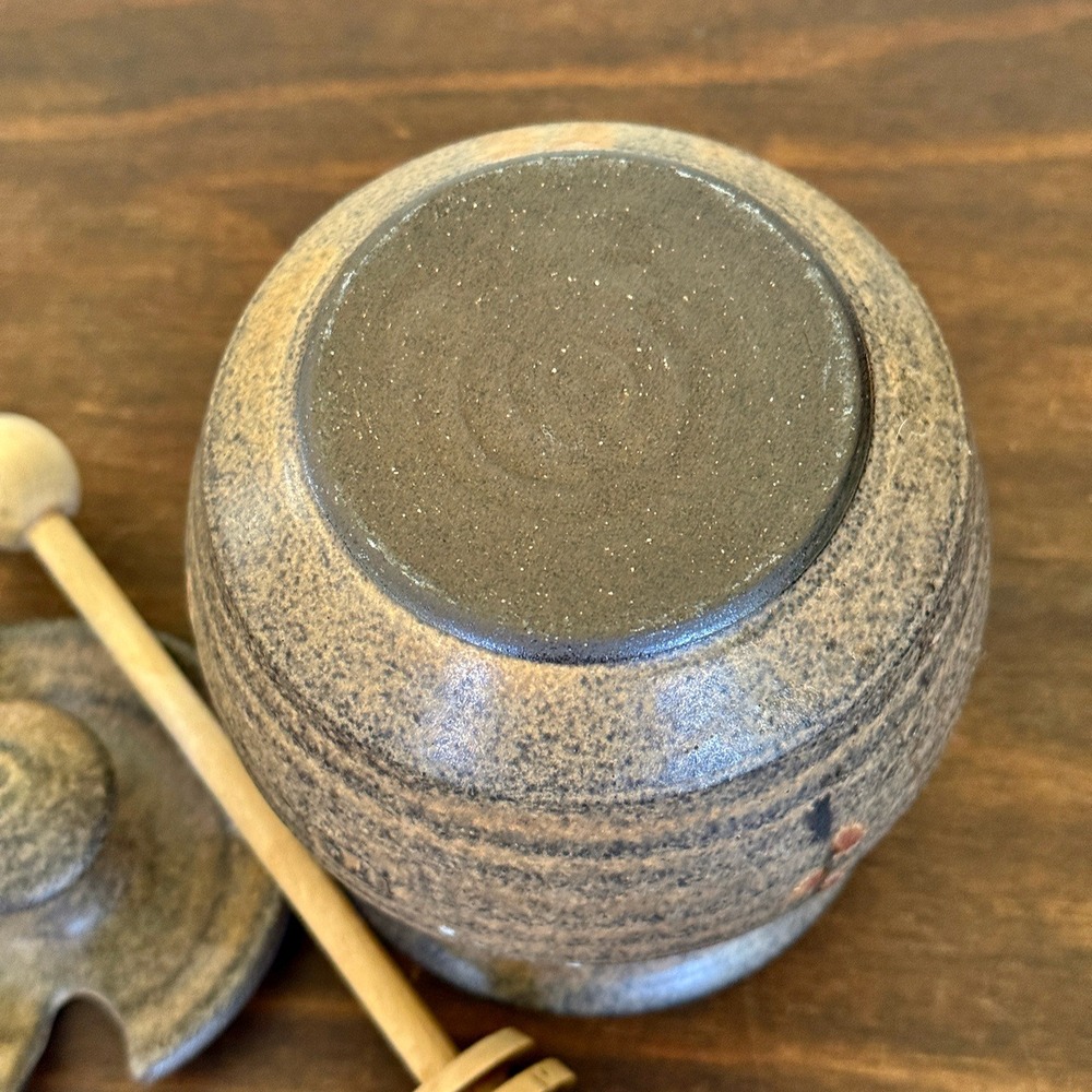 Studio Pottery Honey Pot with Lid and Wooden Dipper Brown Ribbed Floral PC Mark - Picture 7 of 7